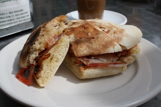 Mollete de Antequera, Spanish breakfast