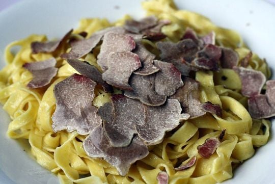 White truffle on pasta