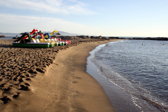 Hostal Empuries Beach