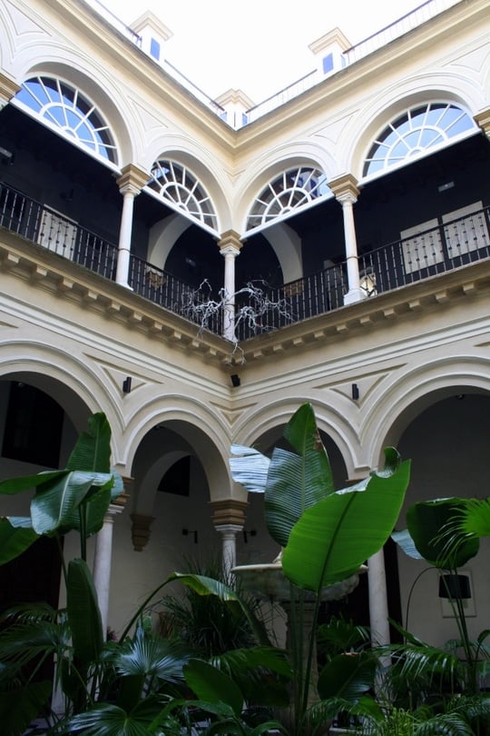 Patio in Hotel Alma Sevilla