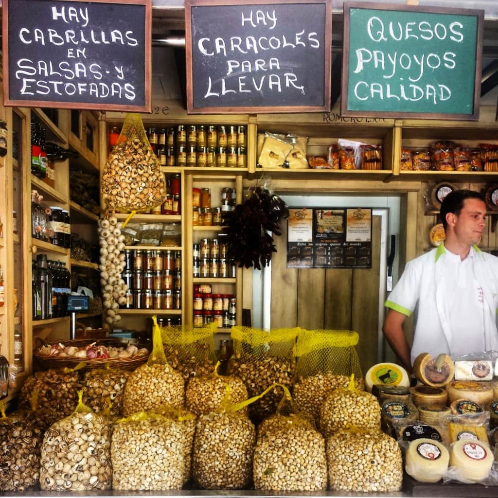 Snails for sale at Cadiz market