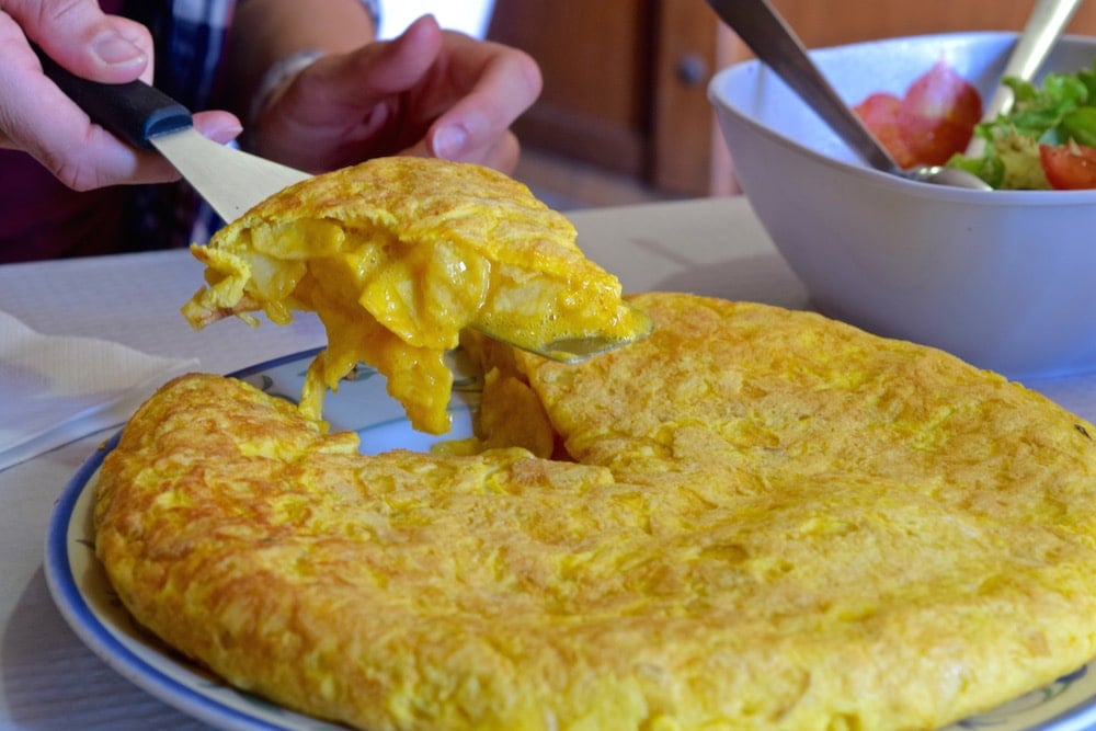 Best Bites in La Coruña, the perfect tortilla in La Coruña Spain.