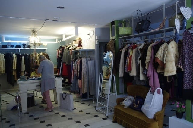 Beautiful vintage clothes in Malaga can be found at Entre Costuras