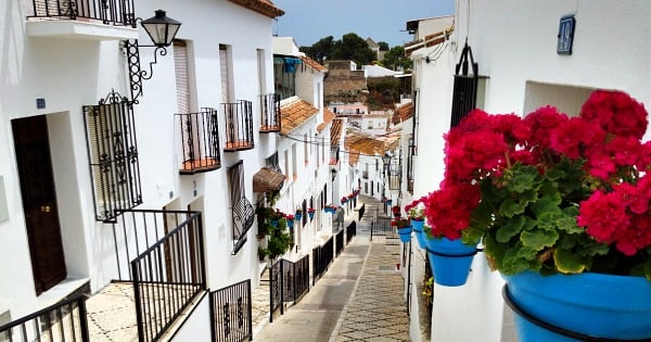 One of the top things to do in Malaga on Sundays is to get out of the city itself and explore a nearby village.