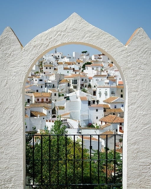 Comares is one of the most picturesque white villages in Malaga. This view point is one of the most photographed in the town! 