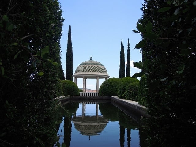 Another of the romantic things to do in Malaga is visit the Botanical Gardens