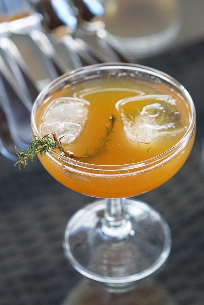 Tea Thyme cocktail recipe. Iced tea, local honey vodka and thyme!