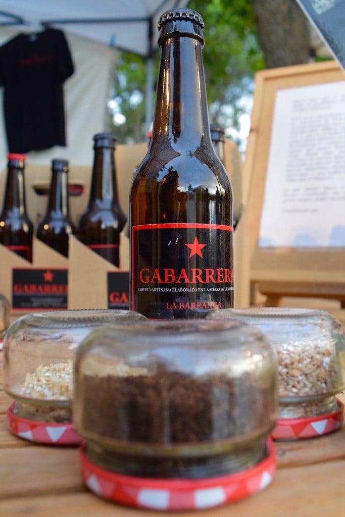 Toasted wheat, hops and malts are create the magic behind many craft beers in Spain, like this dark wheat beer from the Gabarrera brewery in Madrid.