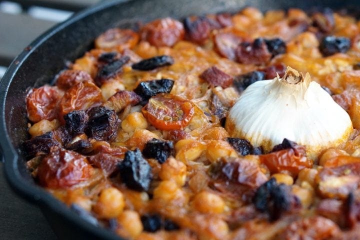 baked rice with garbanzos