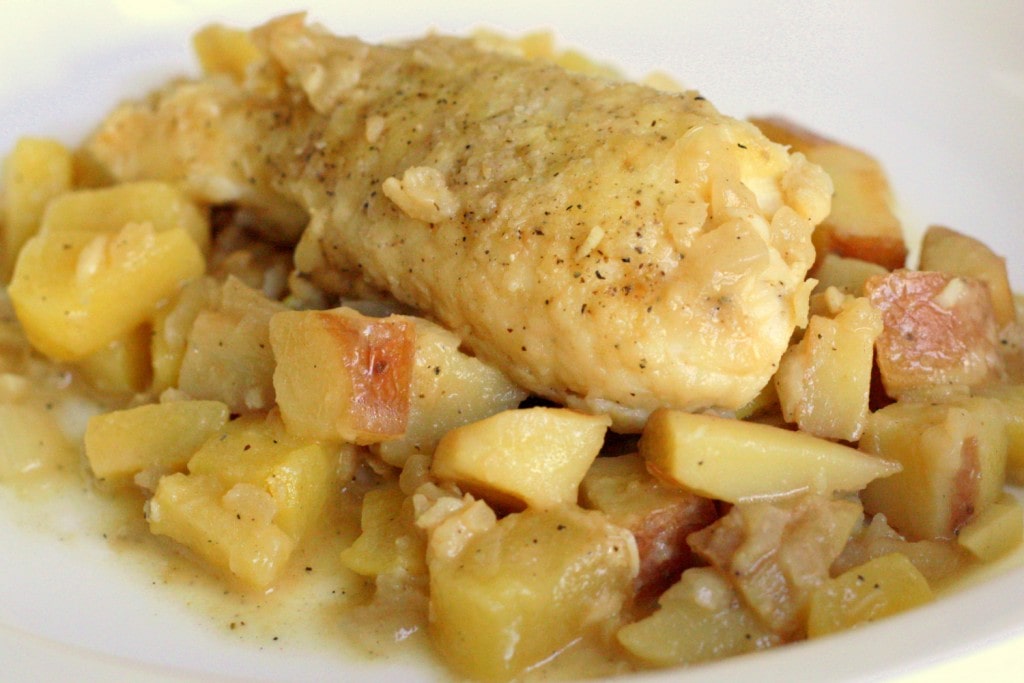 Delicious hake with cider and apples.