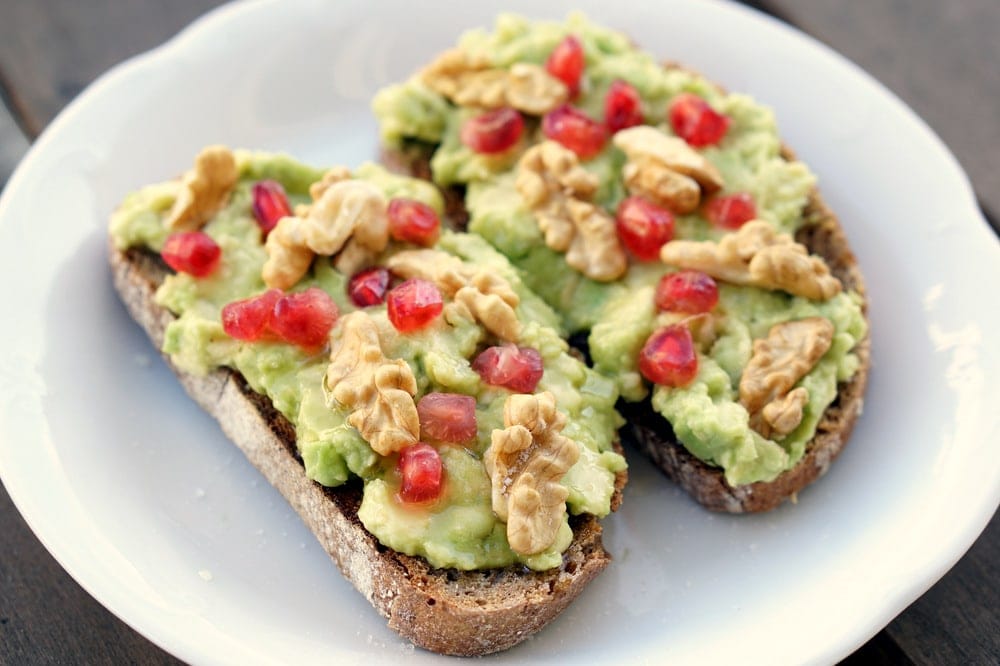 spanish-inspired-avocado-toast-recipe-spanish-sabores-simple