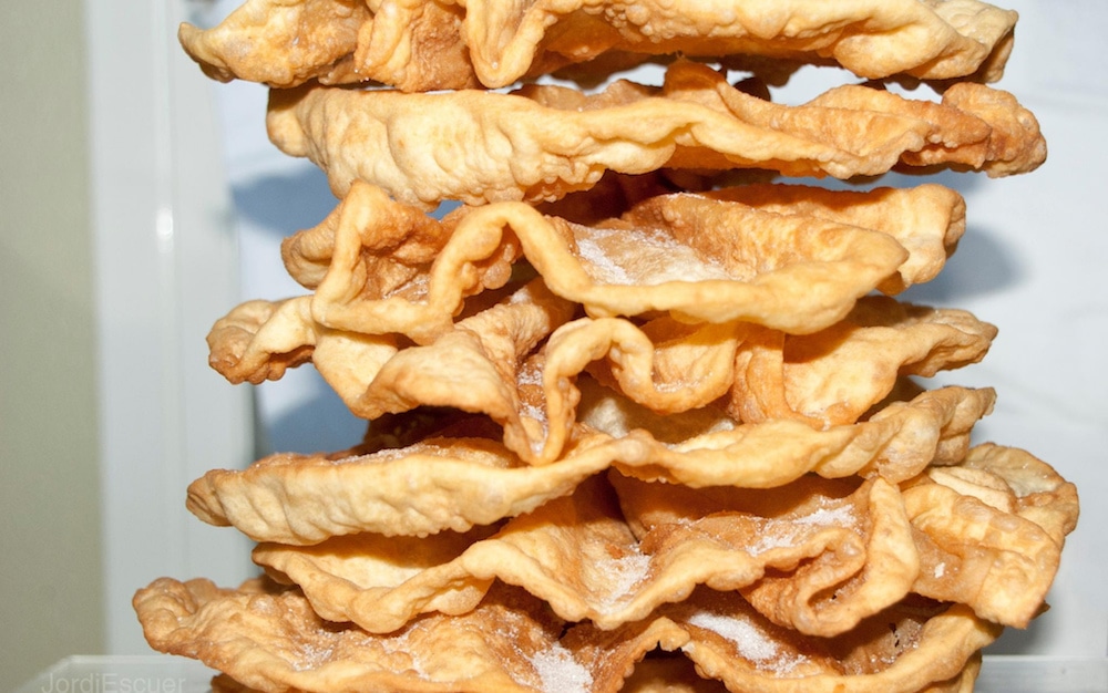 Orejas de Carnaval go by many names, but are a definite must-eat food in Spain in February!