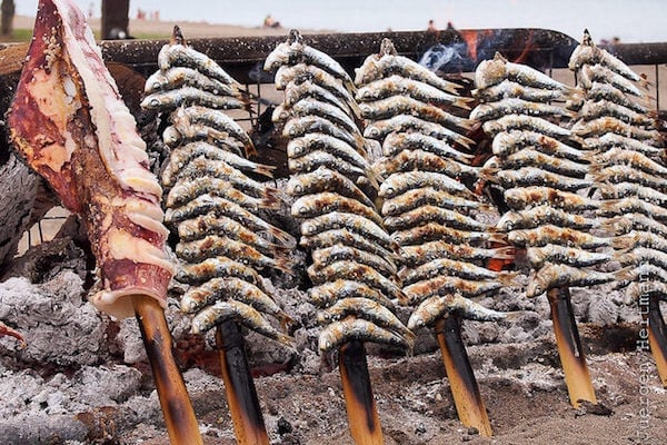 One thing you need to know what to eat in Malaga is "espetos" - these sardine skewers which are cooked over an open barbecue flame.