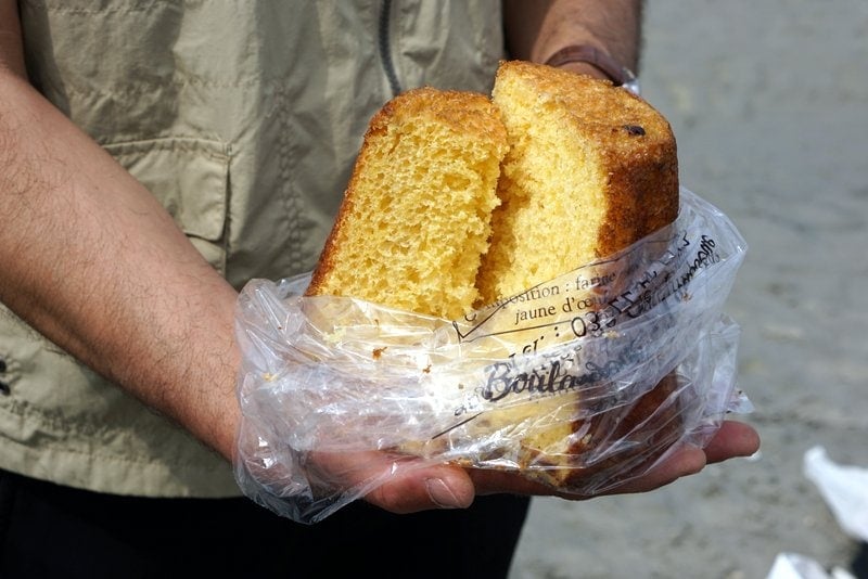 French Gâteau battu is one of the most typical foods to eat in Picardy, France.