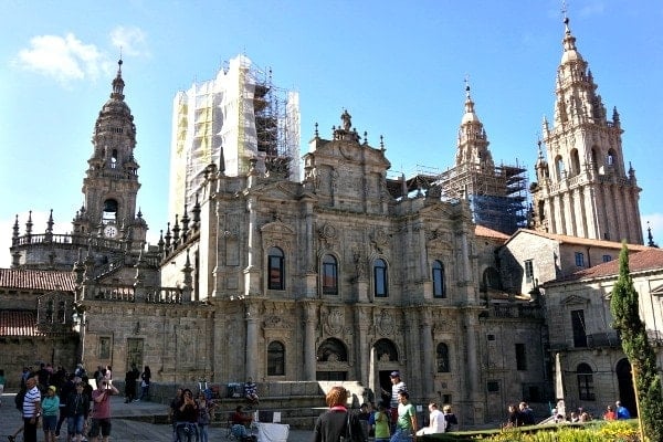 When visiting the Galician capital, probably the most important of all the things to see in Santiago de Compostela is the cathedral! All angles are beautiful, but this is a picture of its north-facing side.