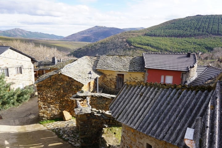 buying a ruin in rural Spain