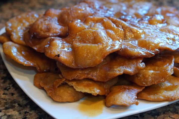 Tortas de la Abuela (Honey Soaked Fried Dough Recipe)