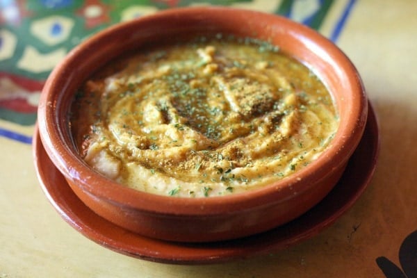Hummus topped with fresh spices is a great choice when looking for vegan and vegetarian food in Santiago de Compostela.