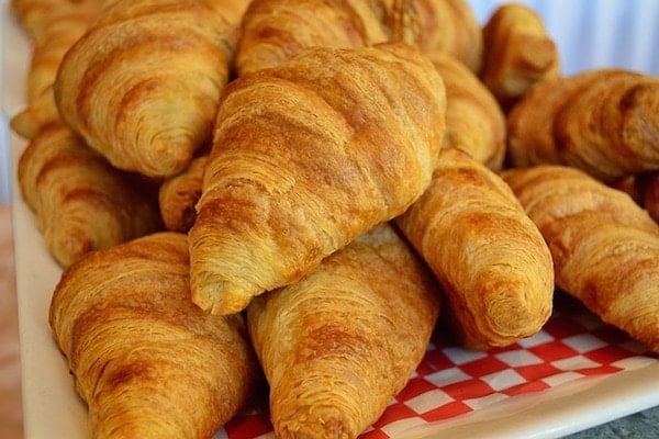 Breakfast should always be from a great local bakery in our opinion! These pastry shops in Santiago offer fantastic artisan croissants that are crying out to be eaten!