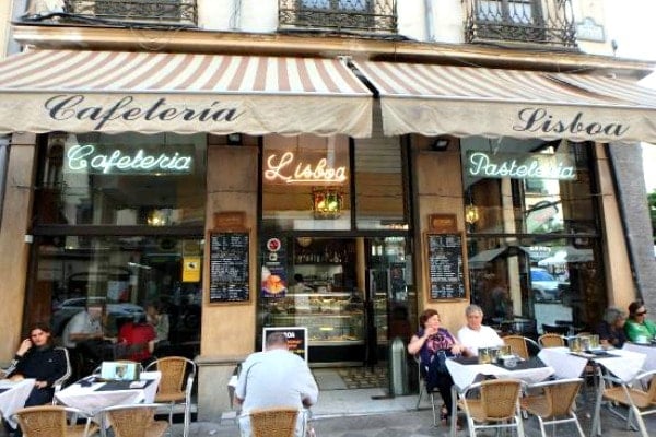 The delicious pastries at Cafeteria Lisboa might just be the best breakfast in Granada!