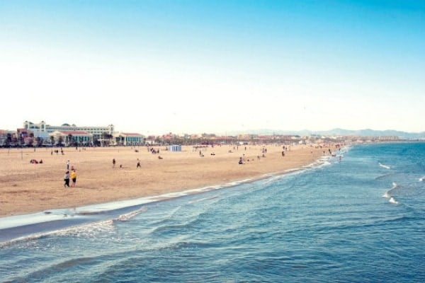 One of the best things to see in Valencia is Playa La Malvarrosa. We’re up for a day at the beach!