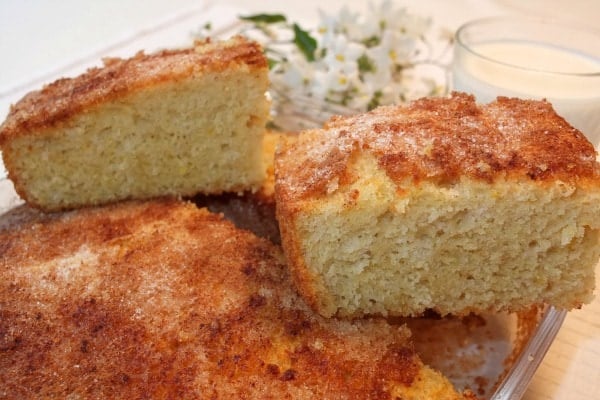 Coca de llanda is one of the most typical desserts from Valencia. It also comes in savory varieties.