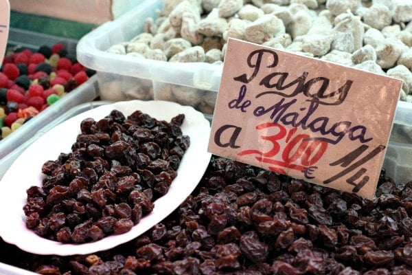 Bring home delicious gourmet food gifts from Malaga such as the region's delicious raisins.