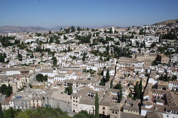 With its amazing terrace overlooking the Albayzín, Casa Paco is one of our favorite restaurants near the Alhambra!