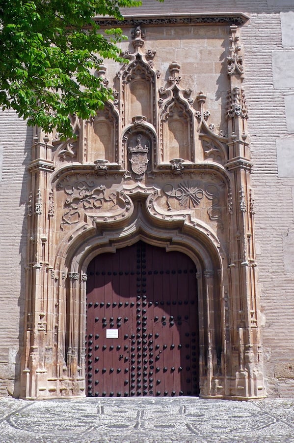 The Convent of Santa Isabel la Real is a must-see during your 7 days in Granada!