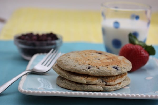 Treat yourself to blueberry pancakes at Julia Bakery, one of the best spots for brunch in Malaga!