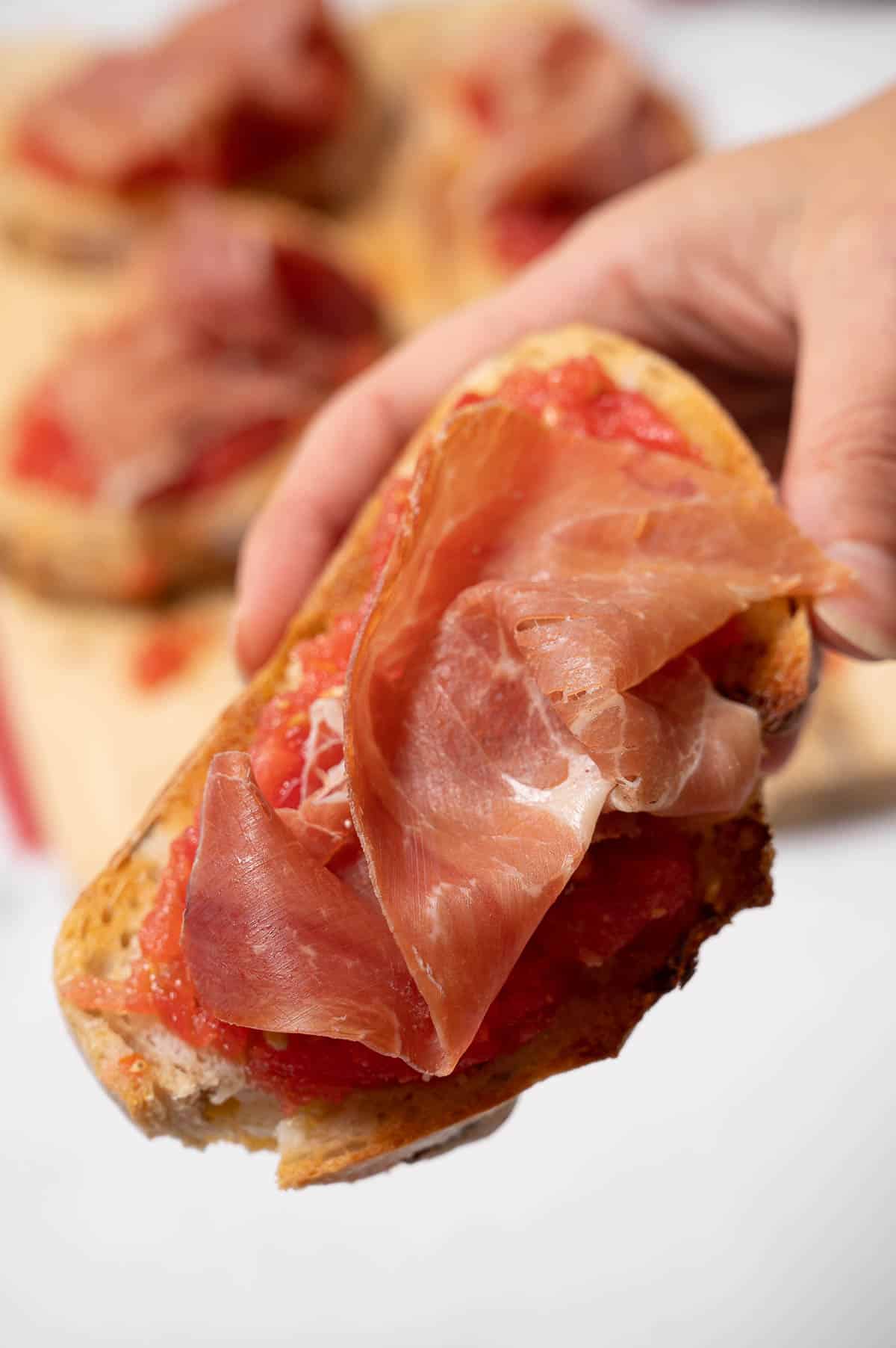 Pan con tomate and jamón - toasted bread with tomato and Serrano ham