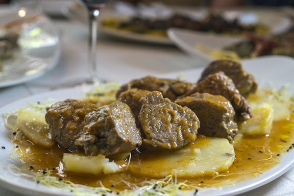Wondering where to eat in Granada on Mondays? Restaurante Paco Martín offers delicious, high quality traditional food.