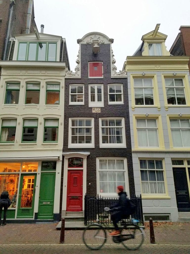 Cute Dutch houses must try foods in Amsterdam 