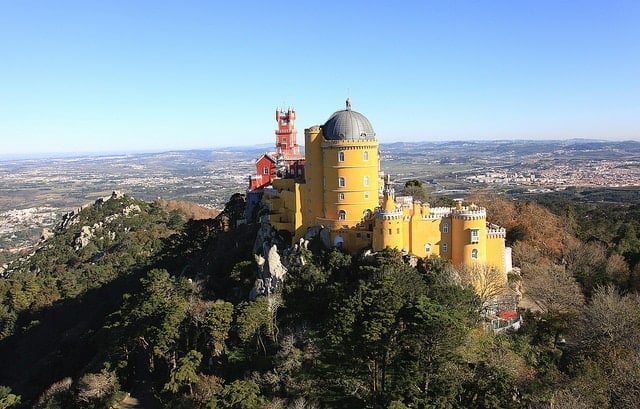 Exploring & Eating in Sintra, Portugal! Day Trip from Lisbon! Best