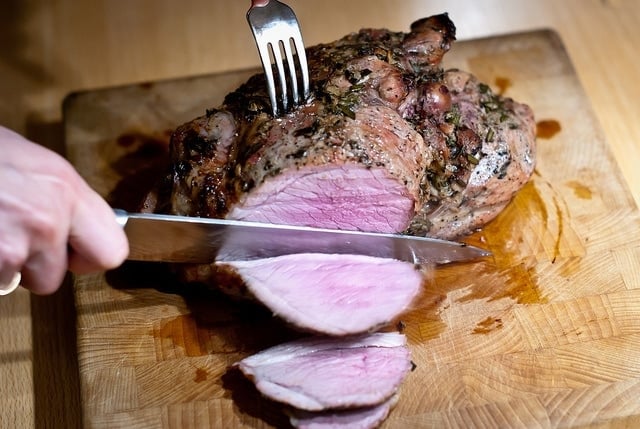 Spanish Christmas lamb recipe - delicious Spanish roasted lamb