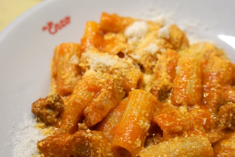 Must try foods in Rome - amatriciana