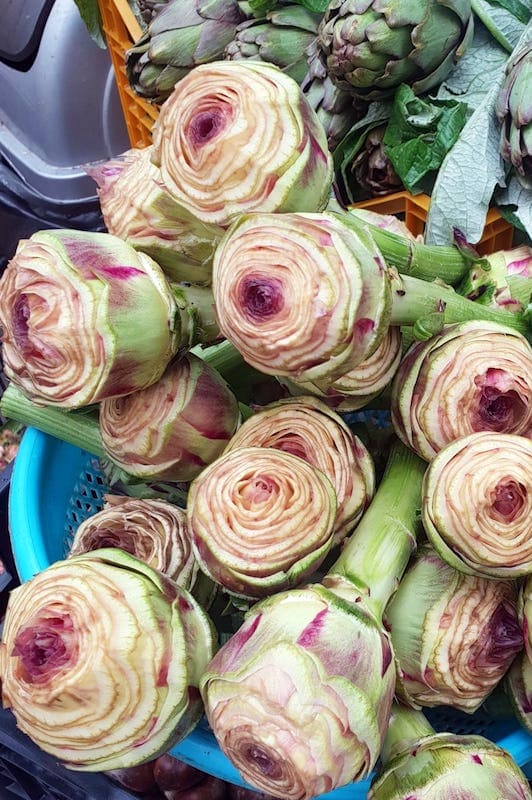 What to Eat in Rome - Artichokes for sale