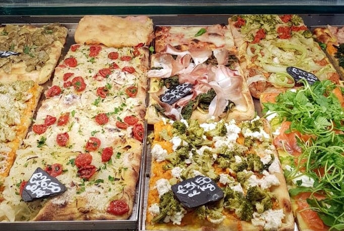 What to Eat in Rome - pizza al taglio