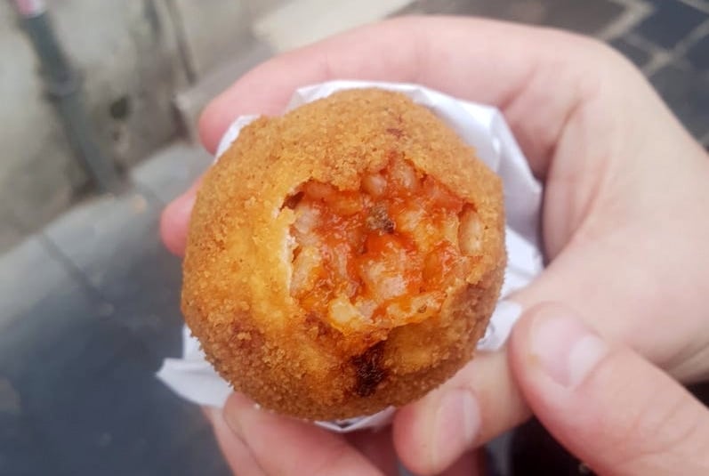 Must try foods in Rome - suppli