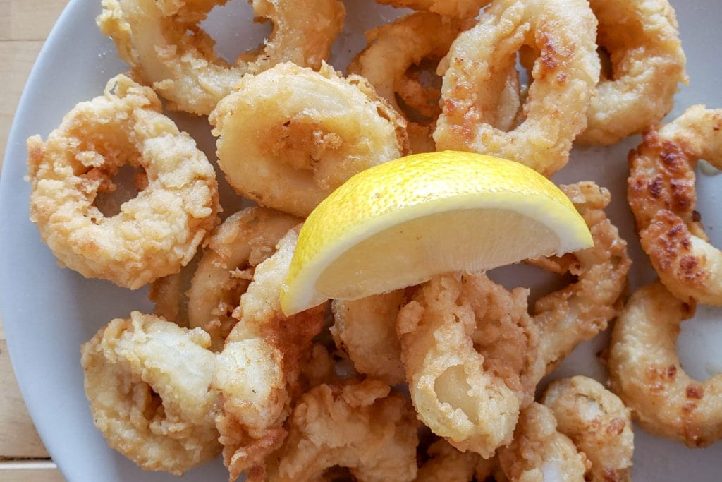 easy-calamares-fritos-recipe-spanish-fried-calamari