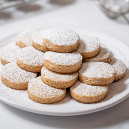 Polvorones Recipe (Spanish Almond Cookies)