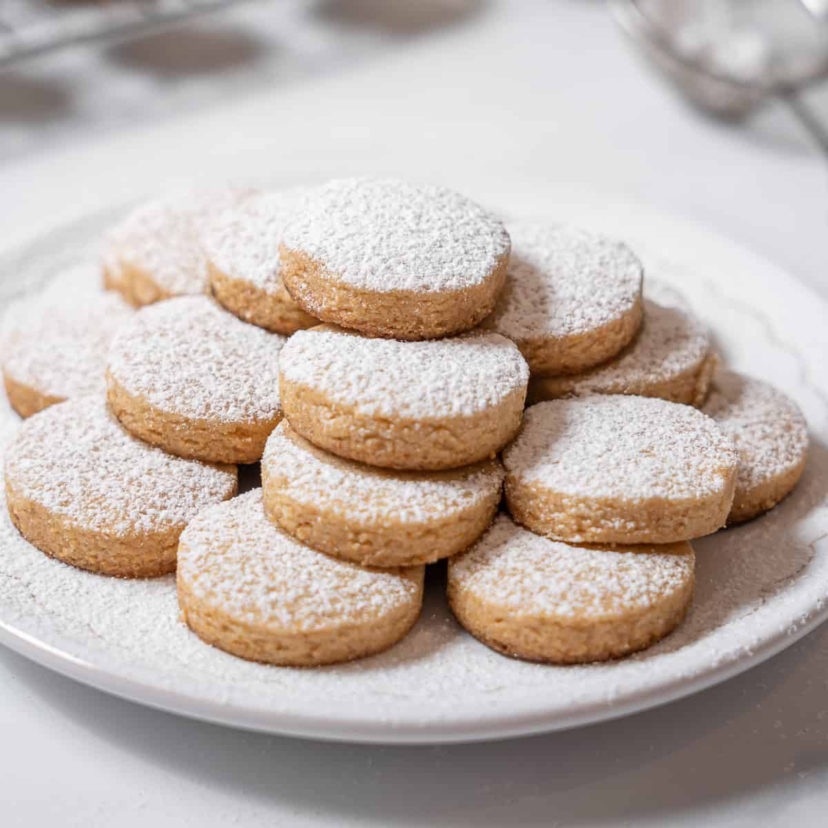 Polvorones Recipe Spanish Almond Cookies