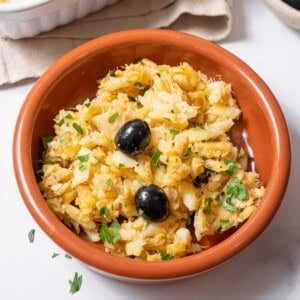 bowl of bacalhau a bras.